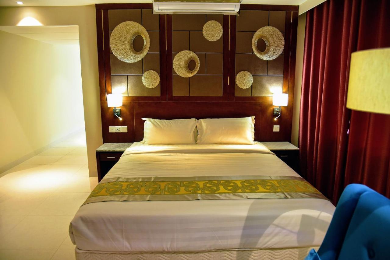 Annex Suites Bogra ภายนอก รูปภาพ
